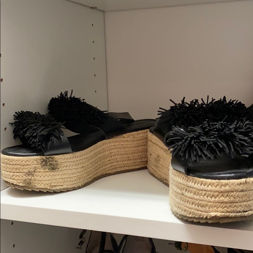 Wedge - Picture 3 of 3